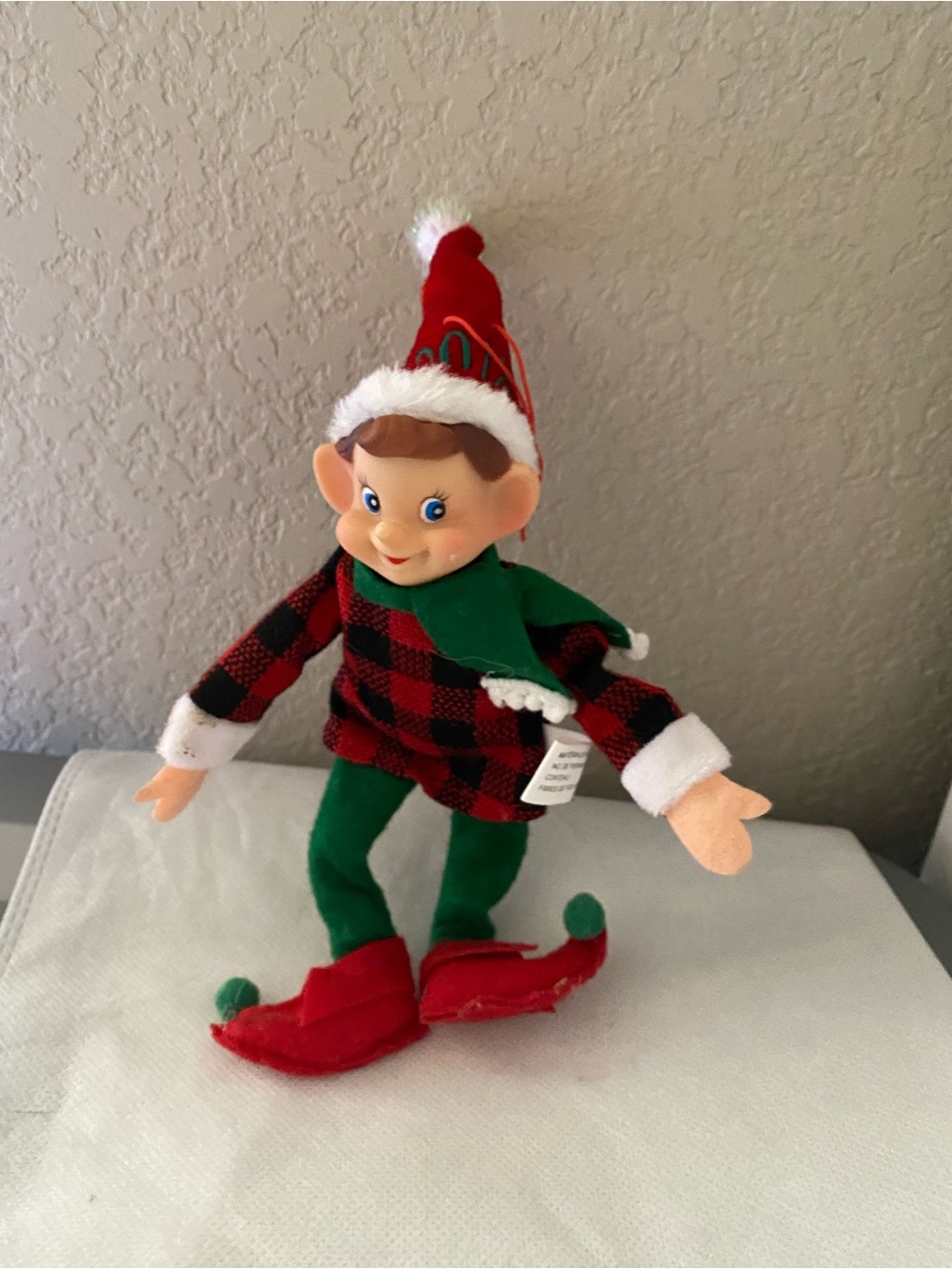 Elf Doll Ornament Rubber Face Bendable Arms Legs 2018 Hat 7"